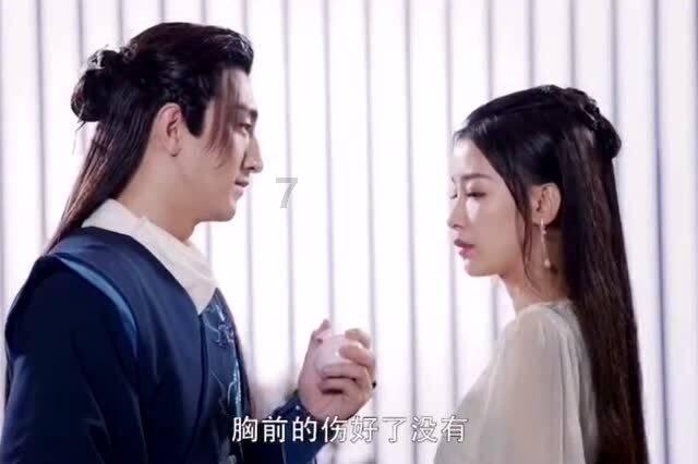 请问:电高压锅里面盆放太高打不开怎么开?